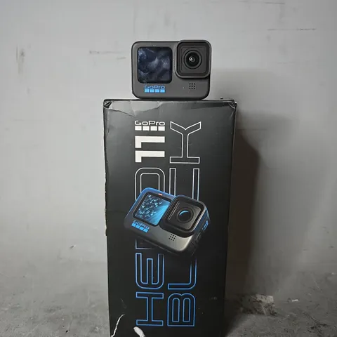 BOXED GO PRO HERO 11 BLACK ACTION CAMERA