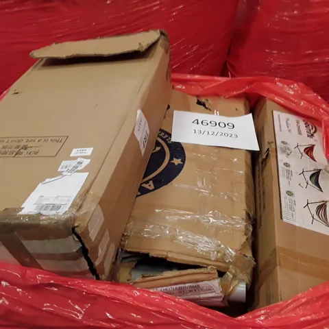 PALLET OF ASSORTED PRODUCTS INCLUDING SINGLE BED FRAME, HAMMOCK STAND BAG, NINJA WOODFIRE