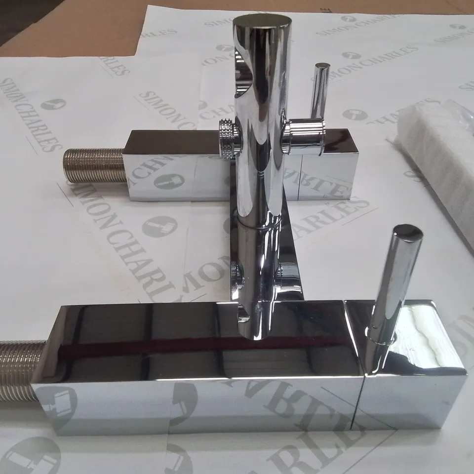 BOXED CALYPSO LUCCA 2H BATH FILLER AND SHOWER MIXER SET IN CHROME - 270X230X165MM
