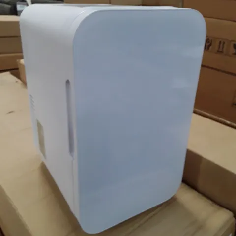 BOXED MINI FRIDGE