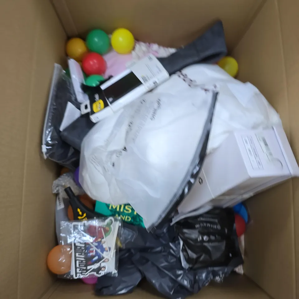 LARGE BOX OF APPROX 15 ASSORTED ITEMS