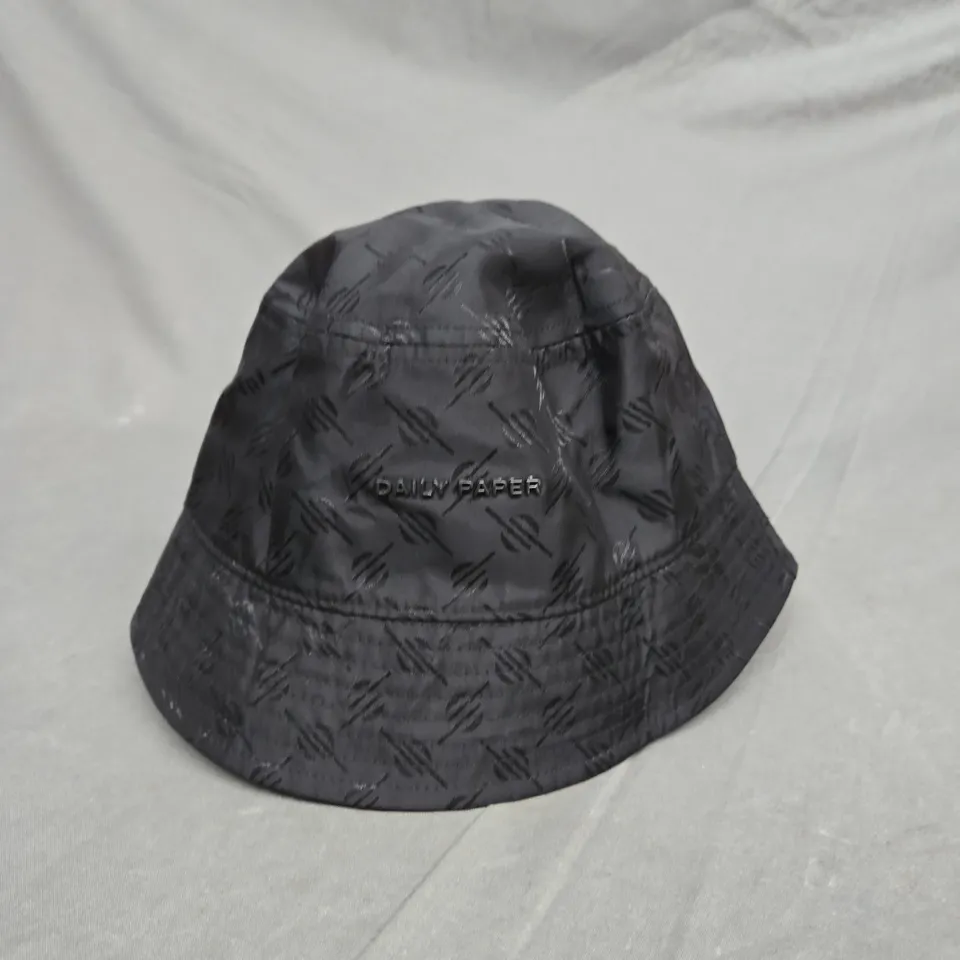 DAILY PAPER MONOGRAM BUCKET HAT