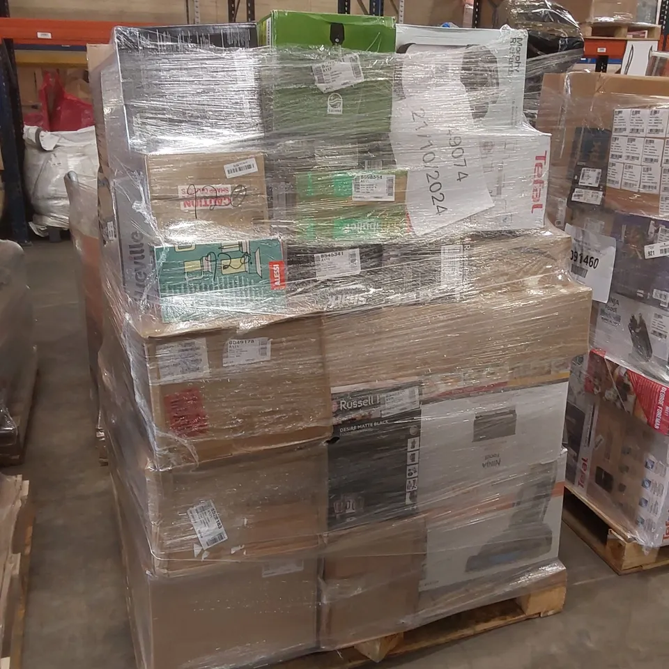 PALLET OF APPROXIMATELY 39 UNPROCESSED RAW RETURN HOUSEHOLD AND ELECTRICAL GOODS TO INCLUDE;