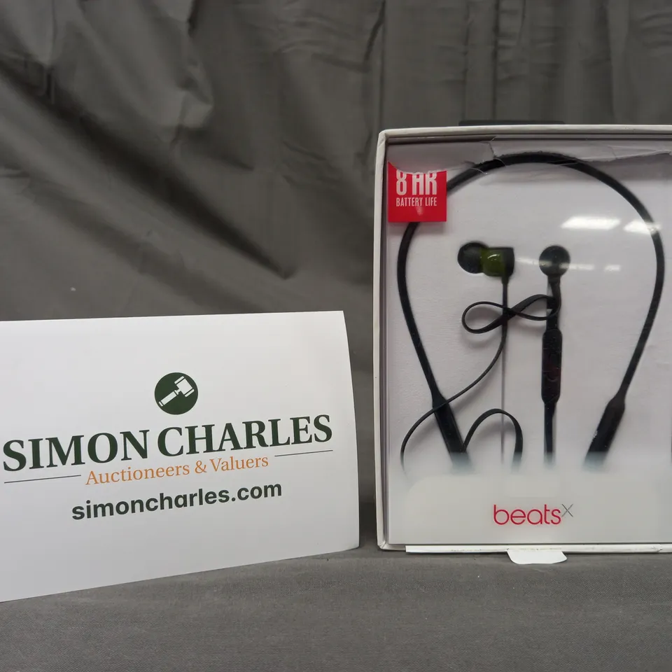 BOXED BEATS X A1763 FLEX WIRELESS BLUETOOTH EARPHONES IN BLACK