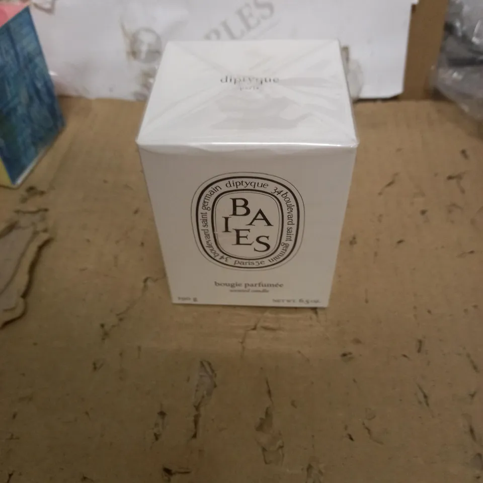 BAIES BOUGIE PARFUMEE SCENTED CANDLE