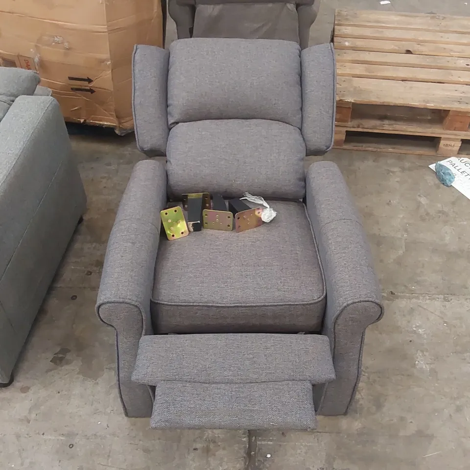 QUALITY DESIGNER FABRIC UPHOLSTERED PUSH BACK RECLINING ARMCHAIR 