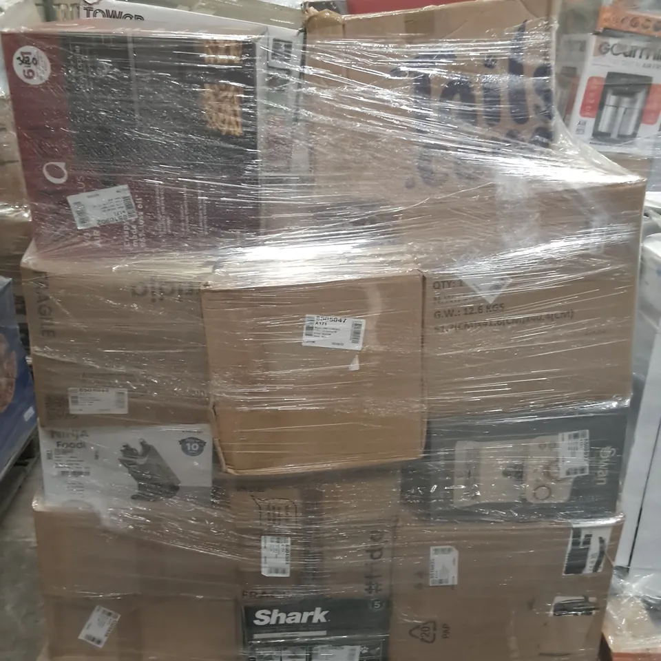 PALLET OF APPROXIMATELY 19 UNPROCESSED RAW RETURN HOUSEHOLD AND ELECTRICAL GOODS TO INCLUDE;