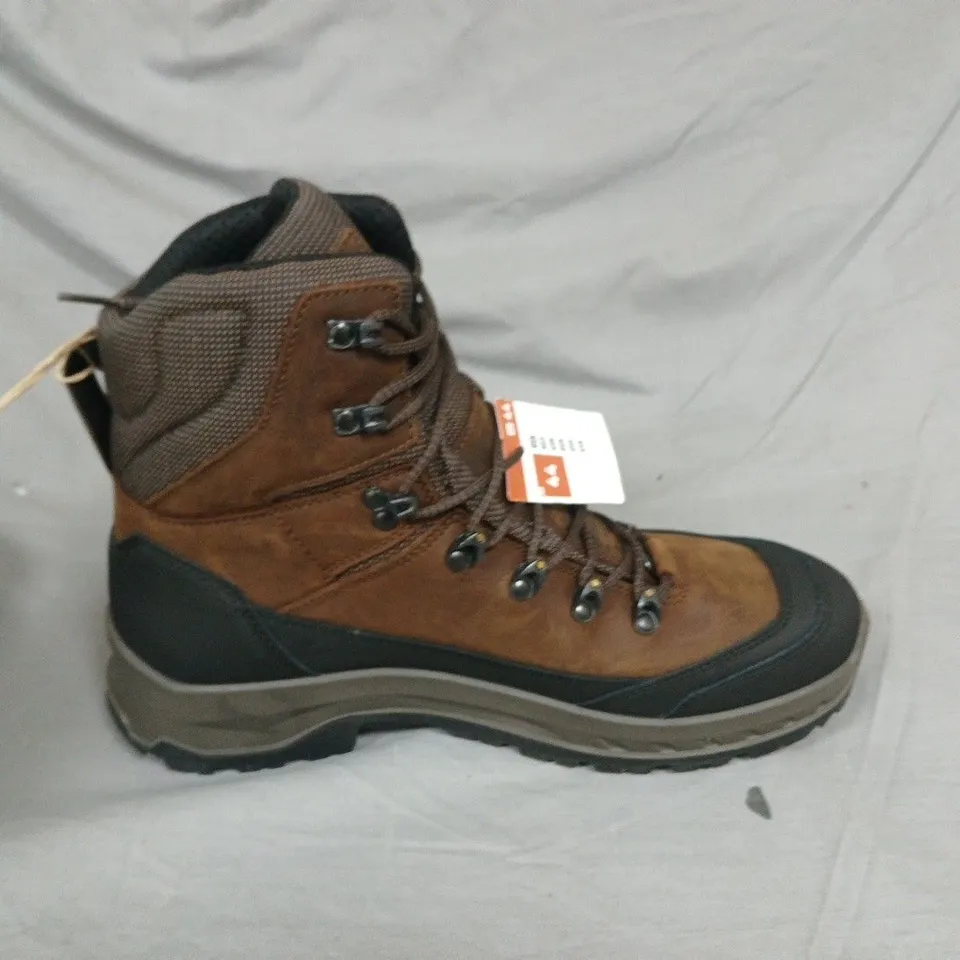 QUECHA SOLOGNAC BROWN WALKING BOOTS - UK 9.5