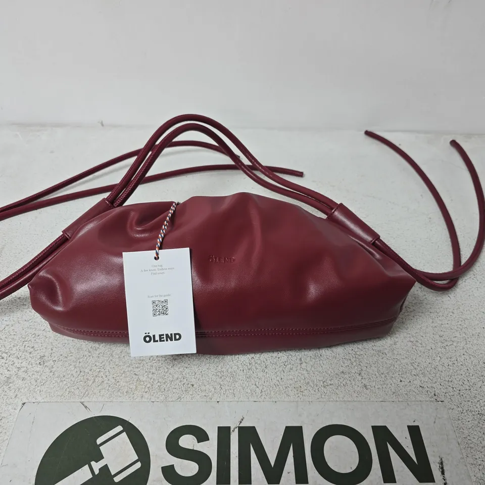 OLEND DUMPLING BAG – CHERRY RED – ONE SIZE