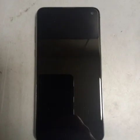 BOXED SAMSUNG GALAXY S10E SM-G970F/DS MOBILE PHONE