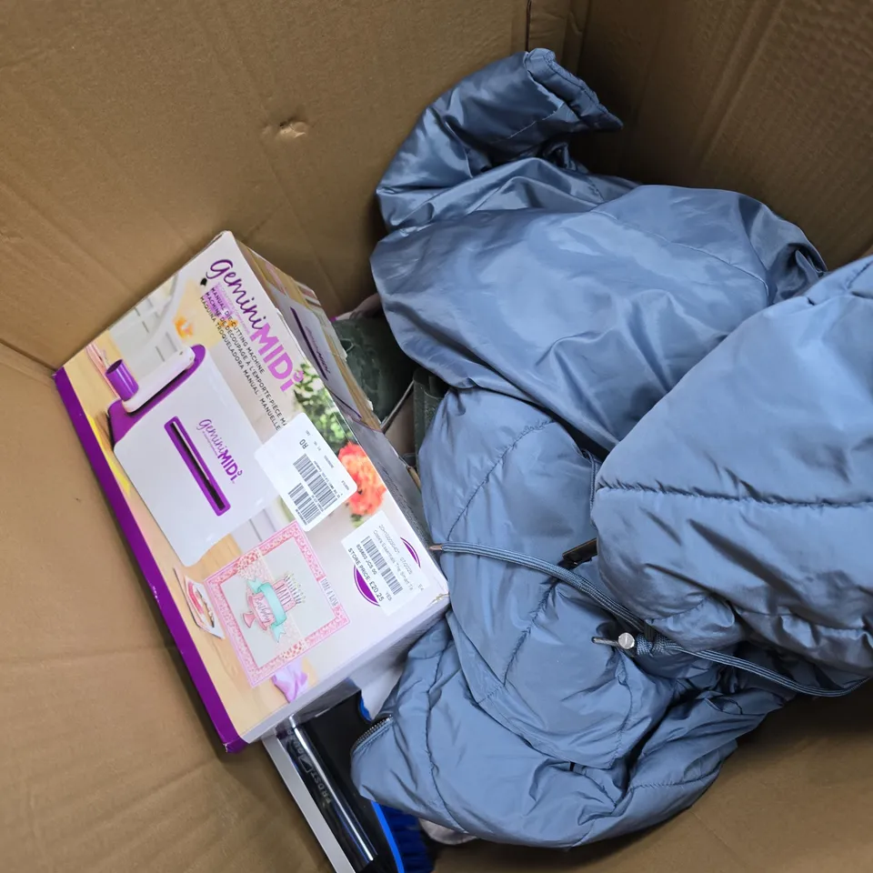 BOX OF APPROXIMATELY 12 ASSORTED ITEMS TO INCLUDE - SHOES , BRUSHES M CLOTHING ITEMS , ETC 