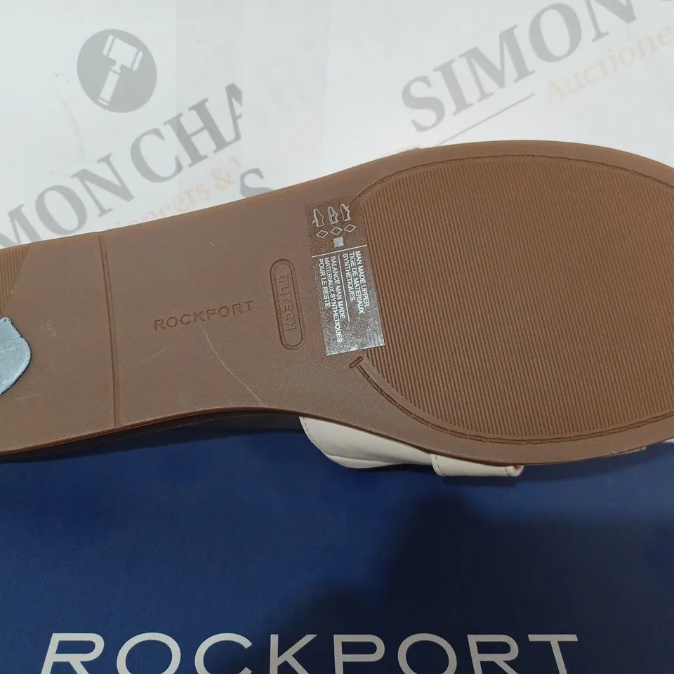 BOXED PAIR OF ROCKPORT YARA FLAT SANDALS IN BEIGE UK SIZE 5