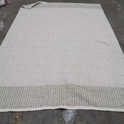 QUALITY DESIGNER AREA RUG - APPROXIMATELY 290X200CM