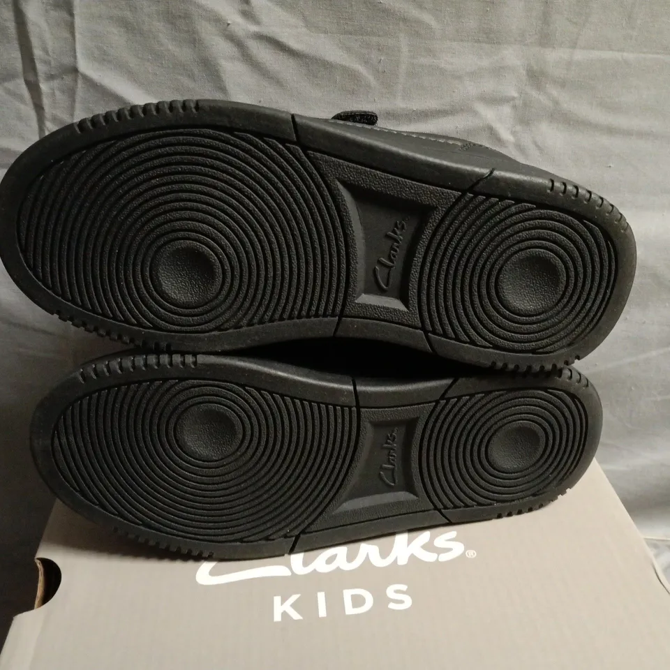 CLARKS KIDS CANYON SKY K BLACK LEATHER SCHOOL SHOES, UK 12