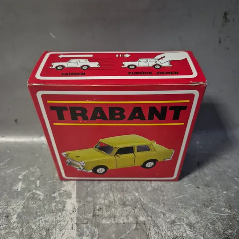 TRABANT MODEL CAR SET 