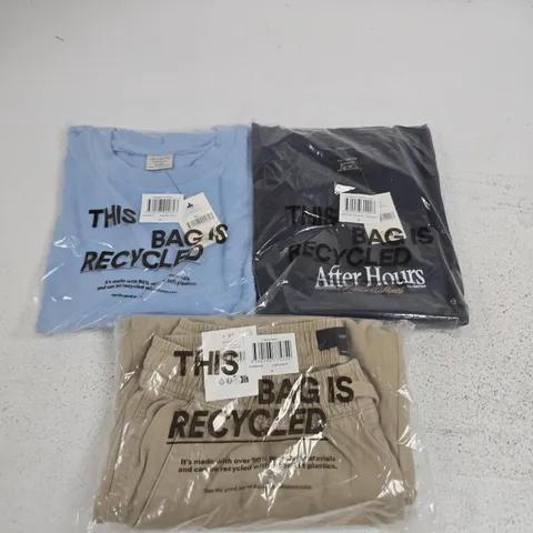 APPROXIMATELY 15 ASSORTED CLOTHING ITEMS IN VARIOUS SIZES, COLOURS & STYLES TO INCLUDE CASUAL PANTS, CROPPED FIT GRAPHIC TEE, CROPPED TEE, ETC
