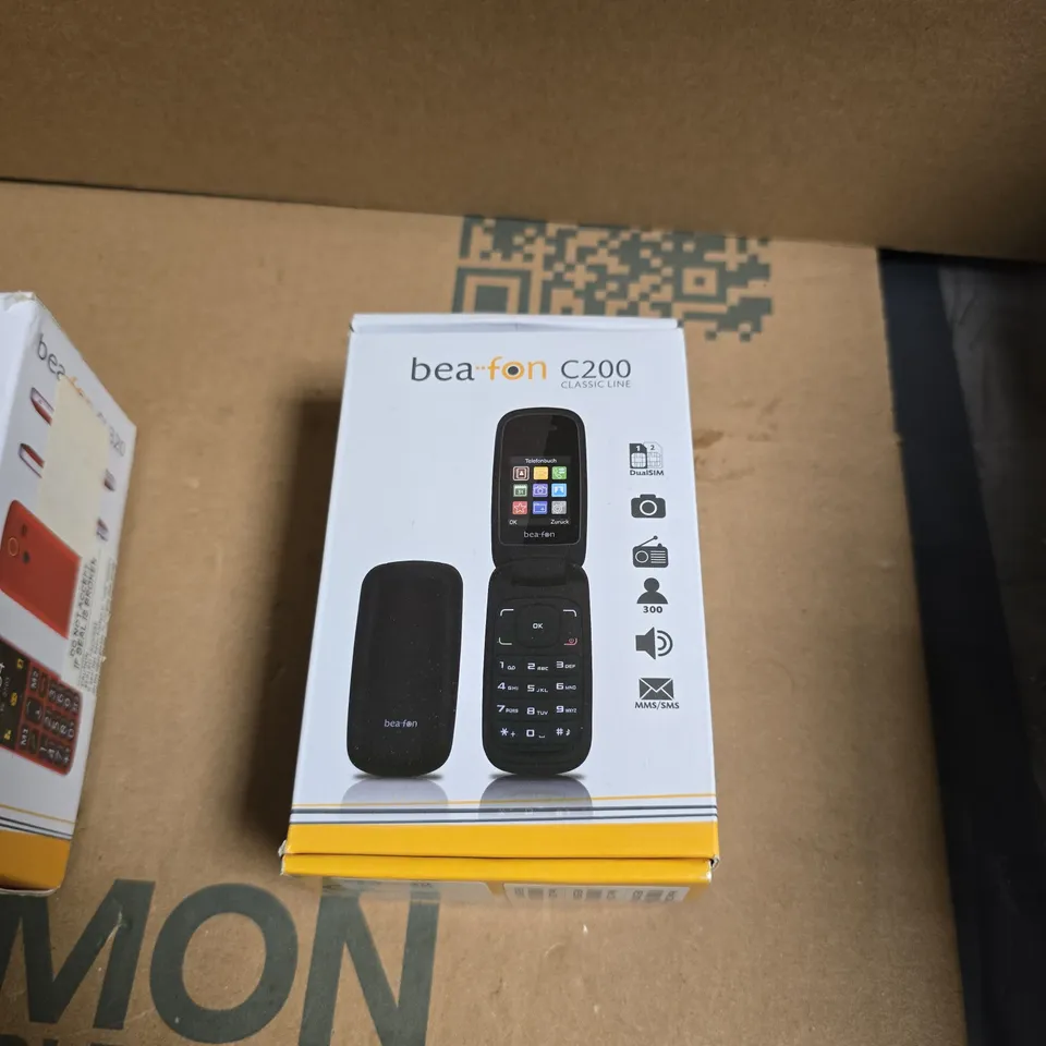 BOX OF APPROXIMATELY 18 ASSORTED BEAFON MOBILE PHONES INCLUDING SL320 AND C200 