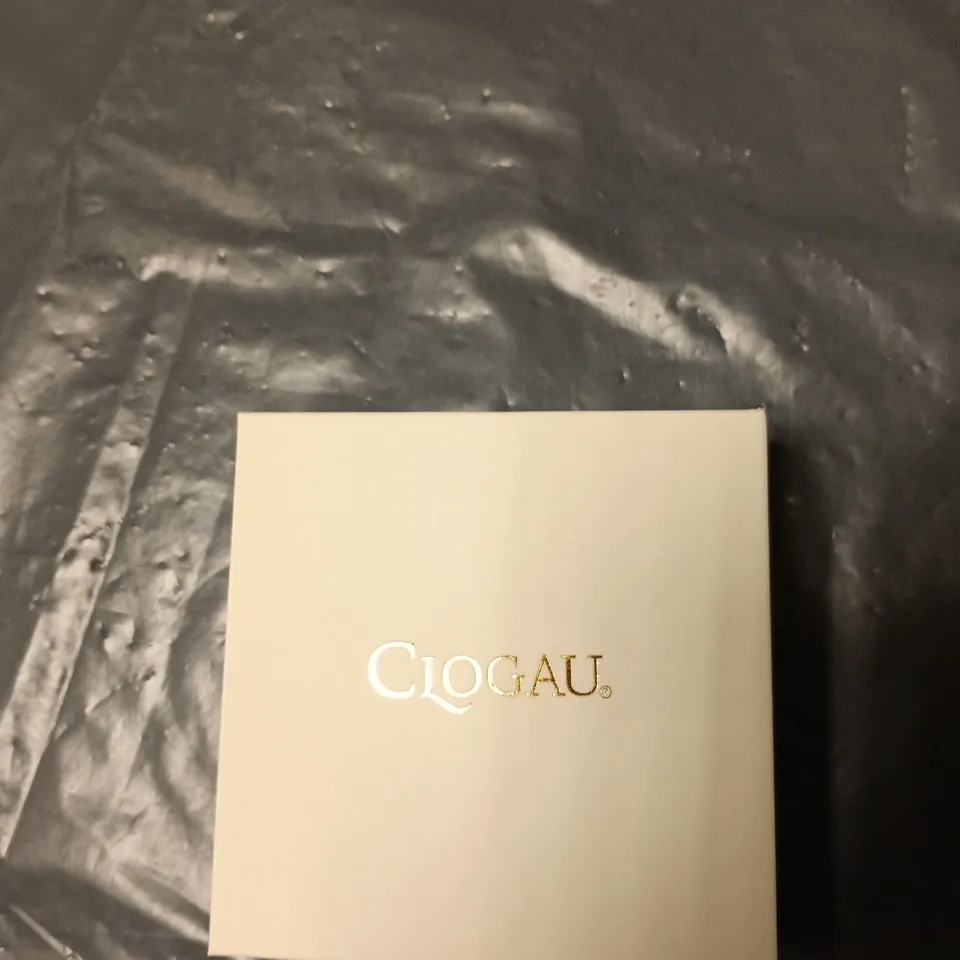 CLOGAU NECKLACE WITH FLOWER PENDANT – BOXED WITH CERTIFICATE OF AUTHENTICITY