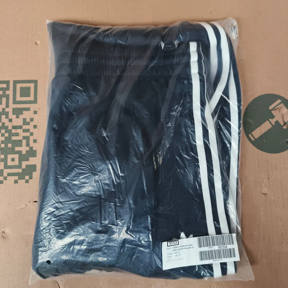 BAGGED ADIDAS ORIGINALS SATIN WIDE LEG TRACK PANTS IN NAVY SIZE UK 18