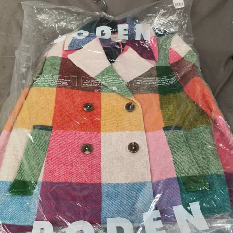 BAGGED BODEN COLOURFUL CHECKED WOOL COAT – SIZE UNSPECIFIED