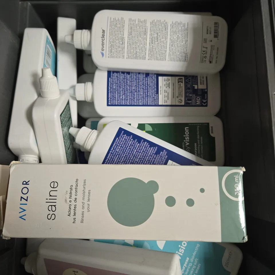 APPROXIMATELY 20 ASSORTED CONTACT LENS SOLUTION BOTTLES 