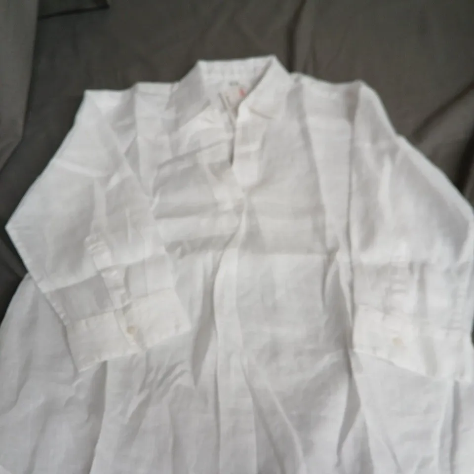 UNIQLO WOMEN'S PREMIUM LINEN SHIRT – WHITE – XS