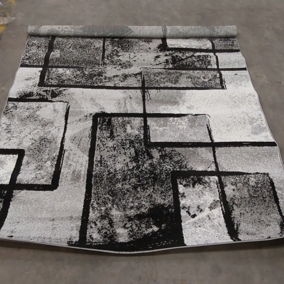 BAGGED PACO HOME MONDIAL RUG - 160 x 230cm