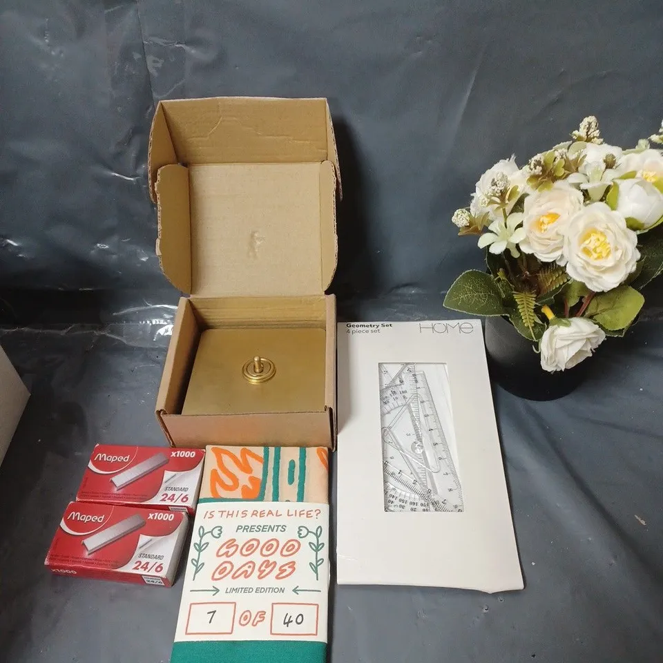 BOX OF APPROXIMATELY 20 ASSORTED HOUSEHOLD ITEMS TO INCLUDE LIGHT SWITCH, FAUX FLOWERS AND STATIONARY