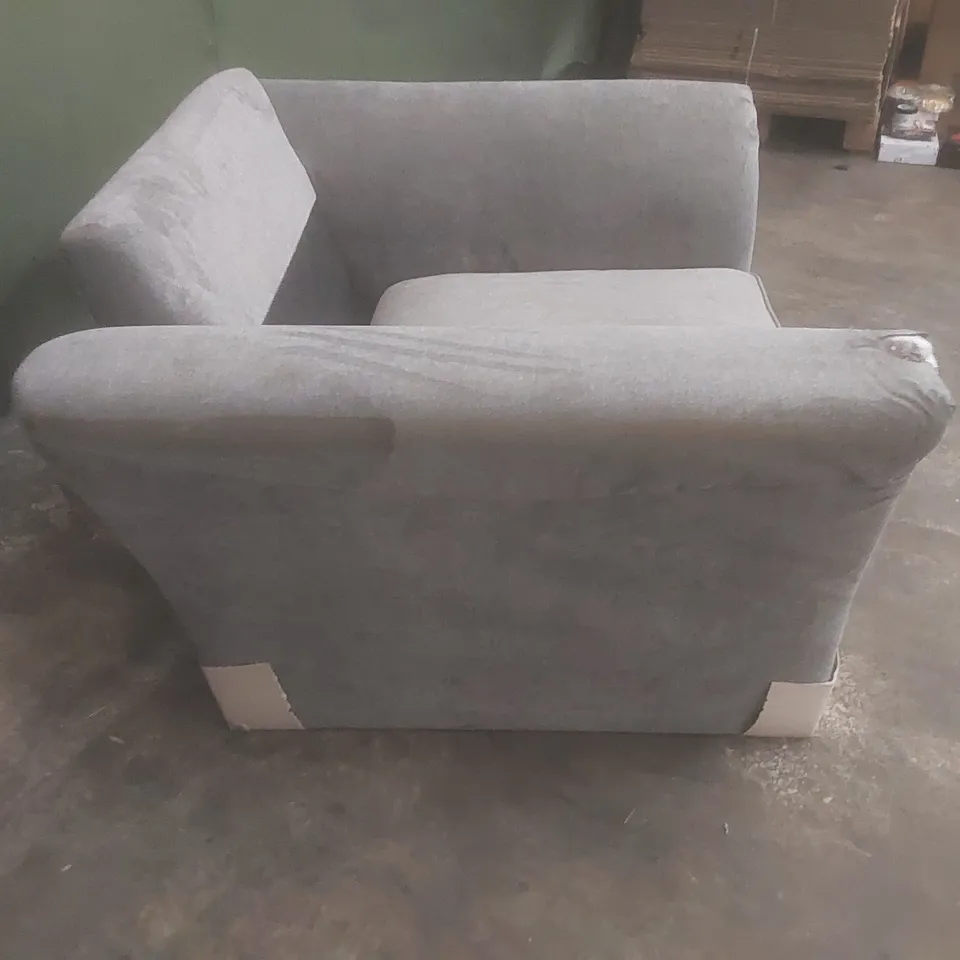 DESIGNER FABRIC UPHOLSTERED ARMCHAIR 