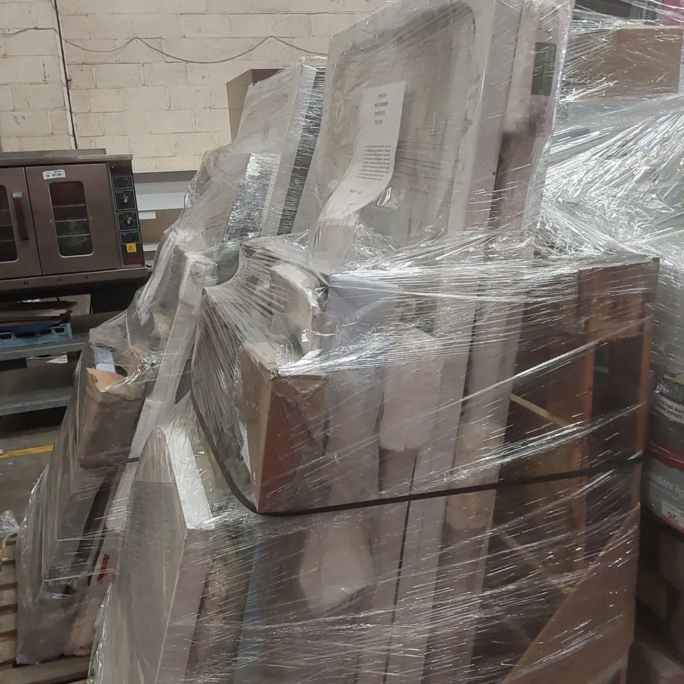 PALLET CONTAINING APPROXIMATELY 9x MIX STONE RESIN SHOWER TRAYS