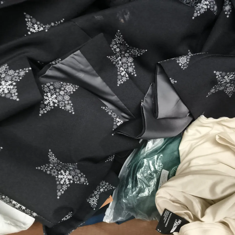 APPROXIMATELY 20 ASSORTED CLOTHING AND FASHION PRODUCTS IN VARIOUS STYLES AND SIZES - COLLECTION ONLY