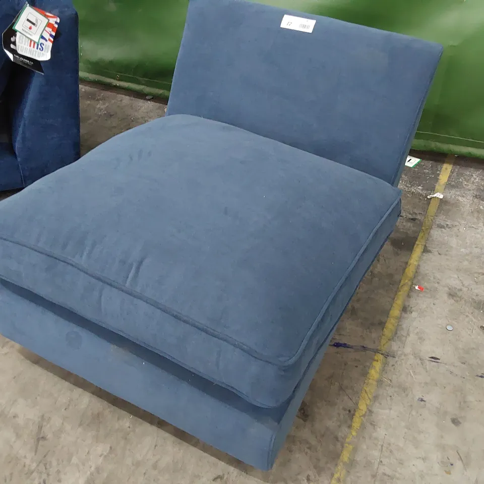 QUALITY BRITISH DESIGNER LOUNGE Co. ARMLESS SECTION BLUE FABRIC