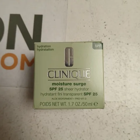 CLINIQUE MOISTURE SURGE SPF 25 SHEER HYDRATOR – 50 ML, BOXED