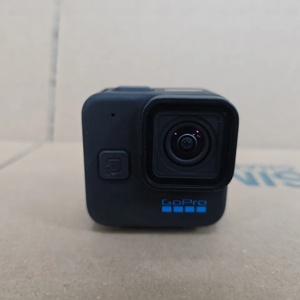 GOPRO HERO11 BLACK MINI ACTION CAMERA