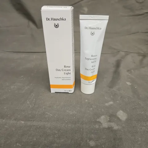 BOXED DR HAUSCHKA ROSE DAY CREAM LIGHT 30ML