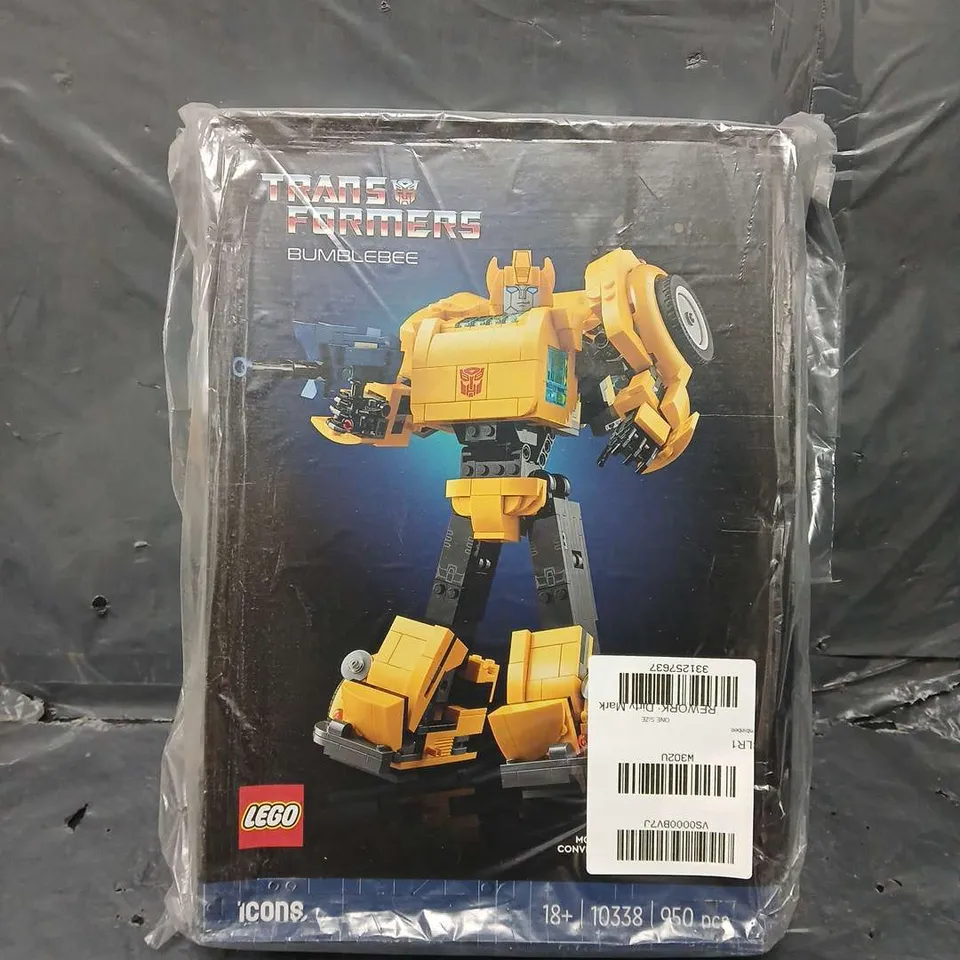 BOXED LEGO TRANSFORMERS BUMBLEBEE SET - 10338