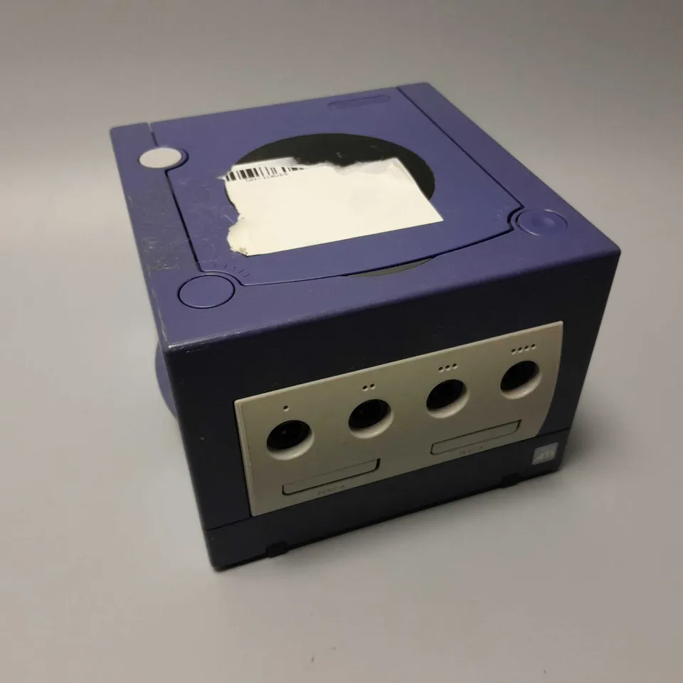 NINTENDO GAMECUBE