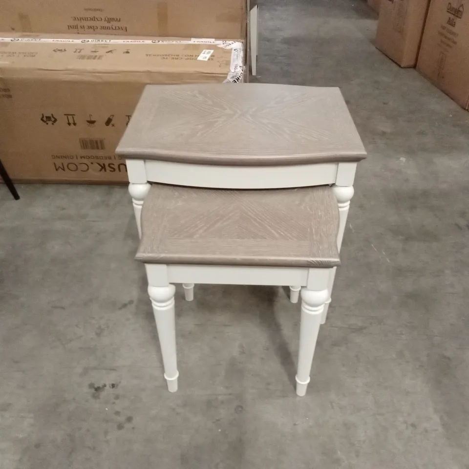 QUALITY DESIGNER MONTREUX GREY WASHED OAK & SOFT GREY NEST OF LAMP TABLES