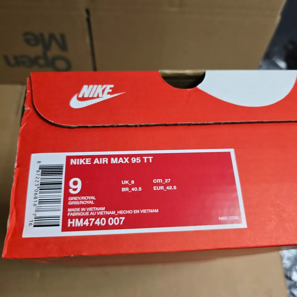 BOXED PAIR OF NIKE AIR MAX 95 TT – UK 8 