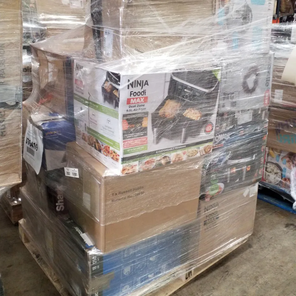 PALLET OF APPROXIMATELY 22 UNPROCESSED RAW RETURN HOUSEHOLD AND ELECTRICAL GOODS TO INCLUDE;