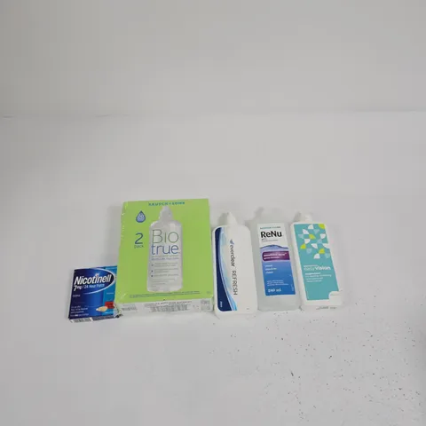 TOTE OF APPROXIMATELY 10 ASSORTED ITEMS INCLUDING EVERCLEAR REFRESH 250ML, BAUSCH + LOMB RENU MULTI-PURPOSE SOLUTION AND NICOTINELL 7MG / 24 HOUR PATCH
