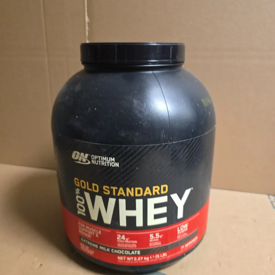 OPTIMUM NUTRITION GOLD STANDARD 100% WHEY PROTEIN POWDER – EXTREME MILK CHOCOLATE, 2.27 KG