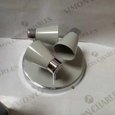 BOXED LOGAN 3 LIGHT SPOTLIGHT PLATE