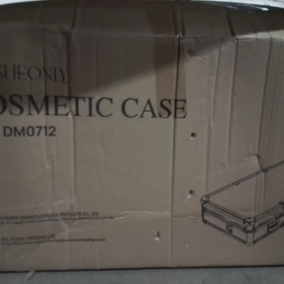 BOXED COSMETIC CASE