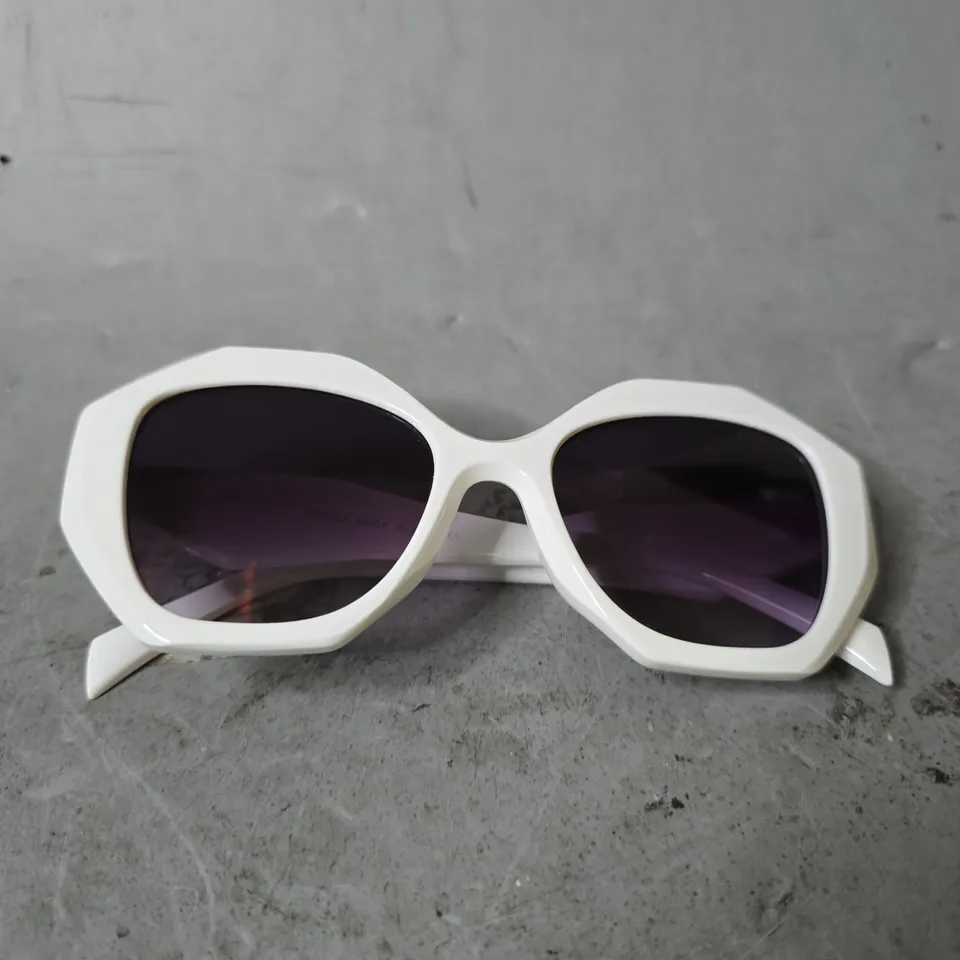 BOXED PRADA WHITE WOMENS SUNGLASSES 