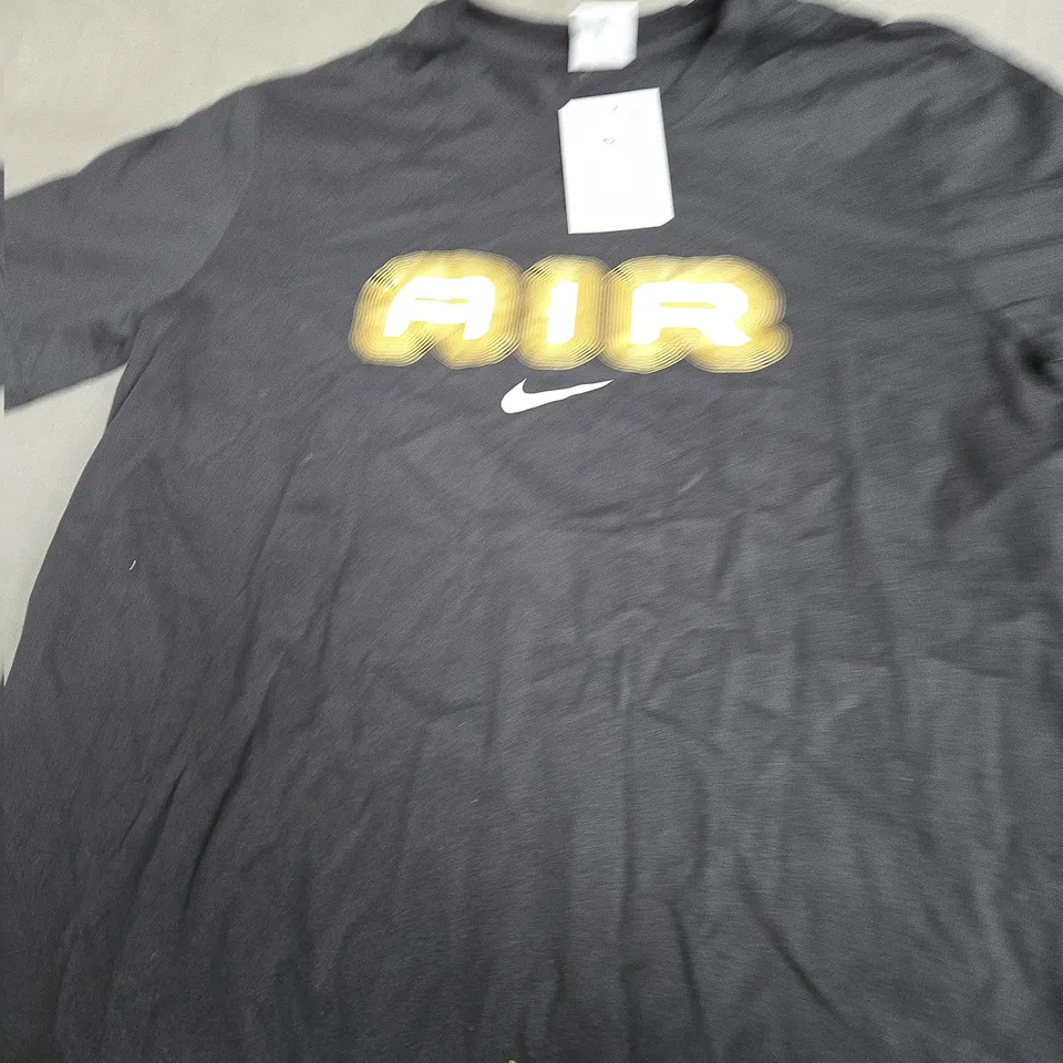 NIKE AIR GRAPHIC TEE SIZE M