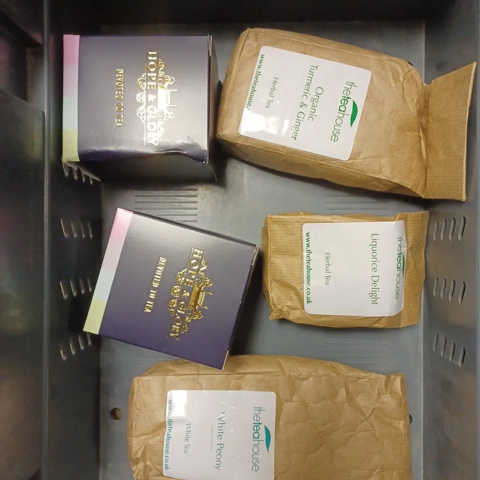 APPROXIMATELY 10 ASSORTED TEA PRODUCTS TO INCLUDE HOPE & GLORY BAGS, HEMPWELL CBD INFUSED, THE TEA HOUSE ETC 