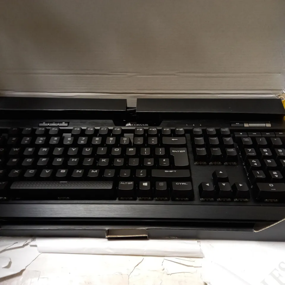 CORSAIR K70 RGB MK.2 GAMING KEYBOARD