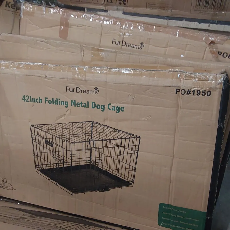 BOXED FURDREAMS 42 INCH FOLDING METAL DOG CAGE