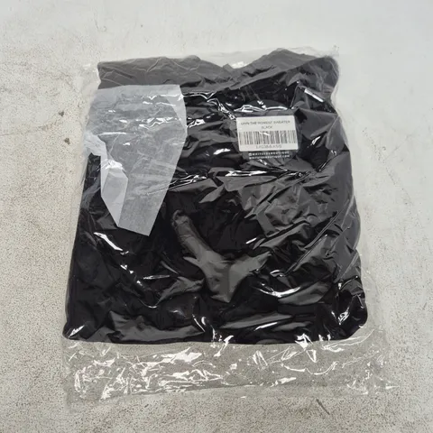 BAGGED WHITE FOX BOUTIQUE OWN THE MOMENT SWEATER IN BLACK - XS/S